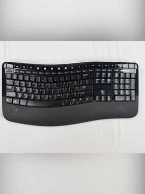 Microsoft Black Ergonomic Split-Style Keyboard w/Integrated Palm Rest- No Dongle